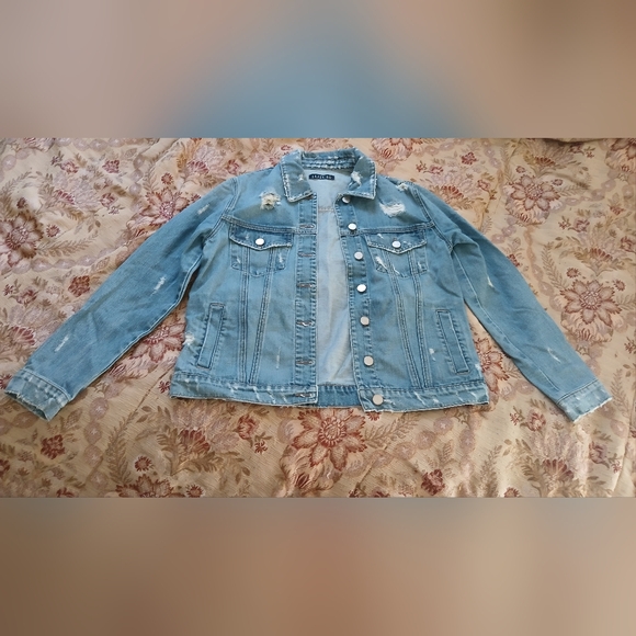 Level 99 Jackets & Blazers - Level 99 Women's Light Blue Distressed Denim Jacket, M
